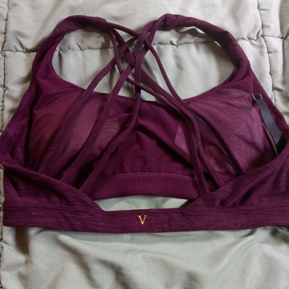 Victoria's Secert bra - Picture 5 of 8